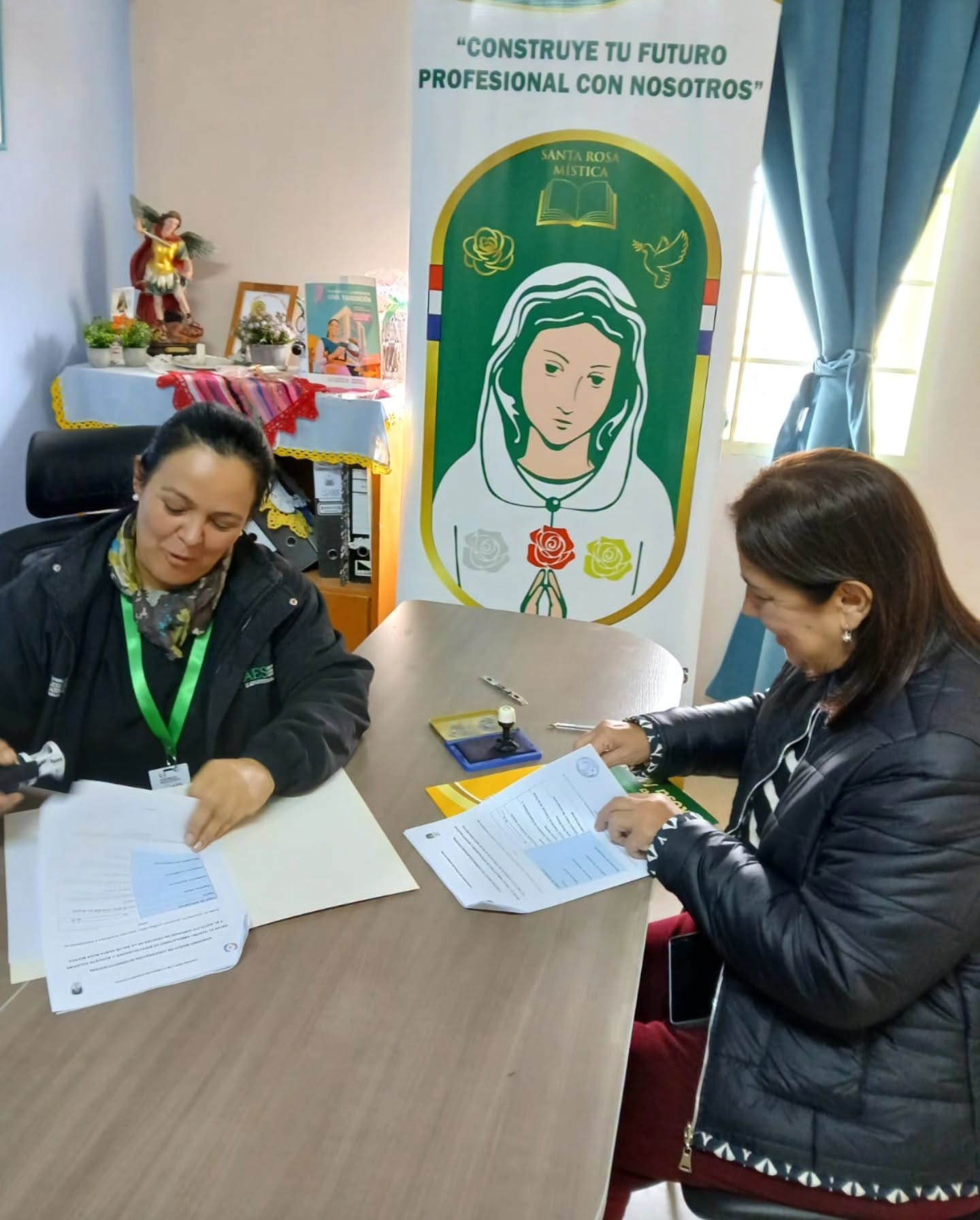 Nueva firma de convenio para prácticas profesionales.